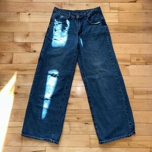 Low rise baggy jeans